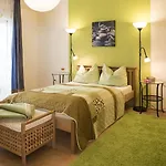 Feng Shui Wellness Apartman *