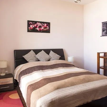 דירה Feng Shui Wellness Apartmanhaz *